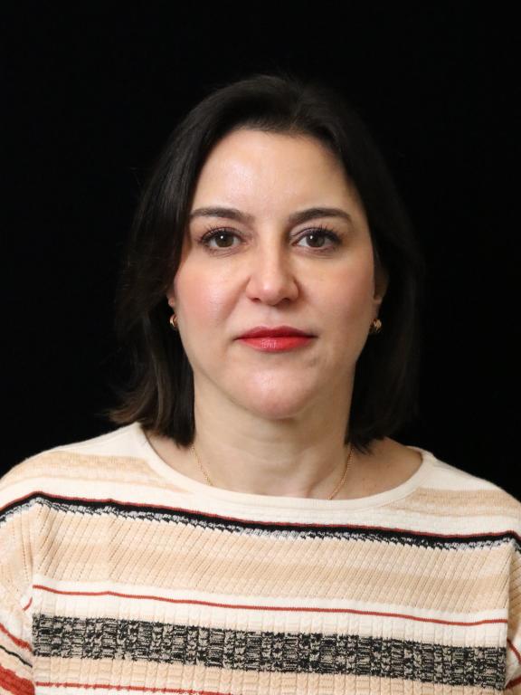 Tanya Roosta headshot